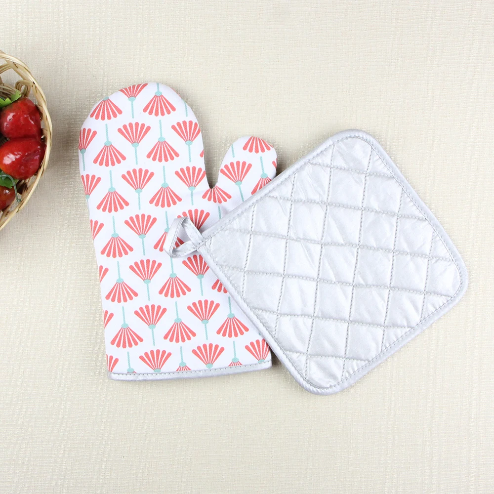 
Twill TC Silver Coated Print Cheap Promotion Kitchen Cooking Heat Resistant Microwave Glove Cotton Oven Mitten 