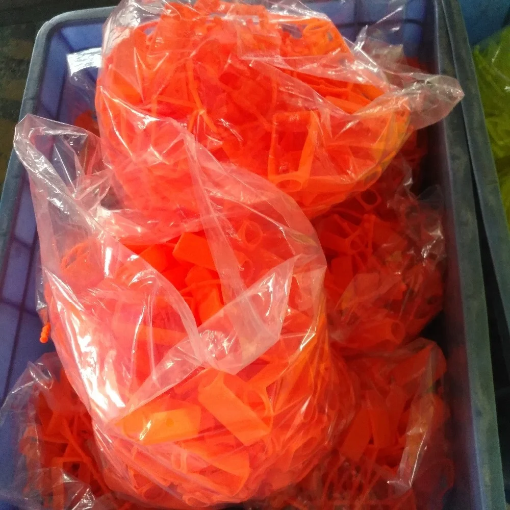 Professional Dongguan Silicone Factory Supply Alcohol Free Waterless Pocket Hand Sanitizer Silicone Cover