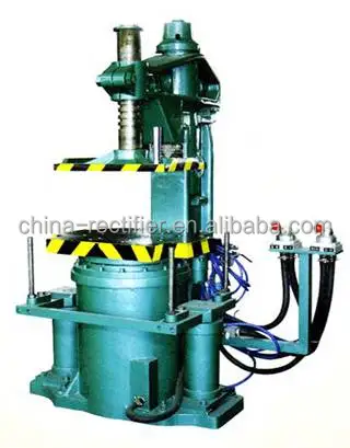 Формовочная машина для формования песка с вибрацией