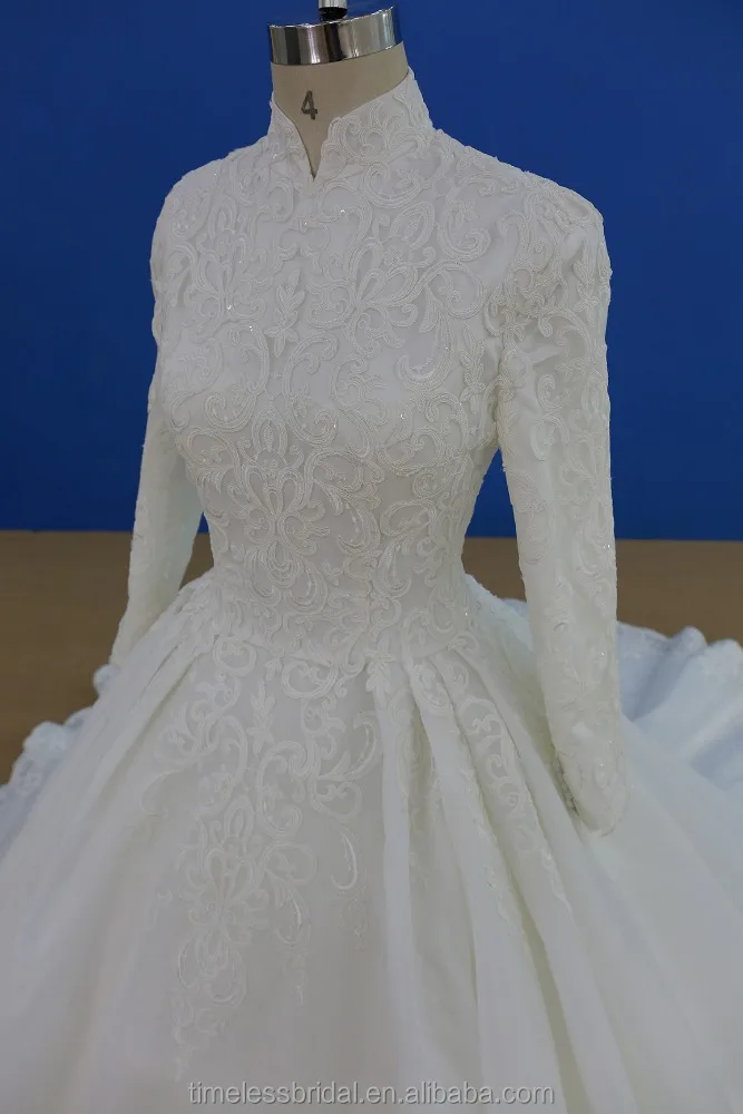 Beautiful long sleeves lace bridal dress ball gown muslim wedding dress