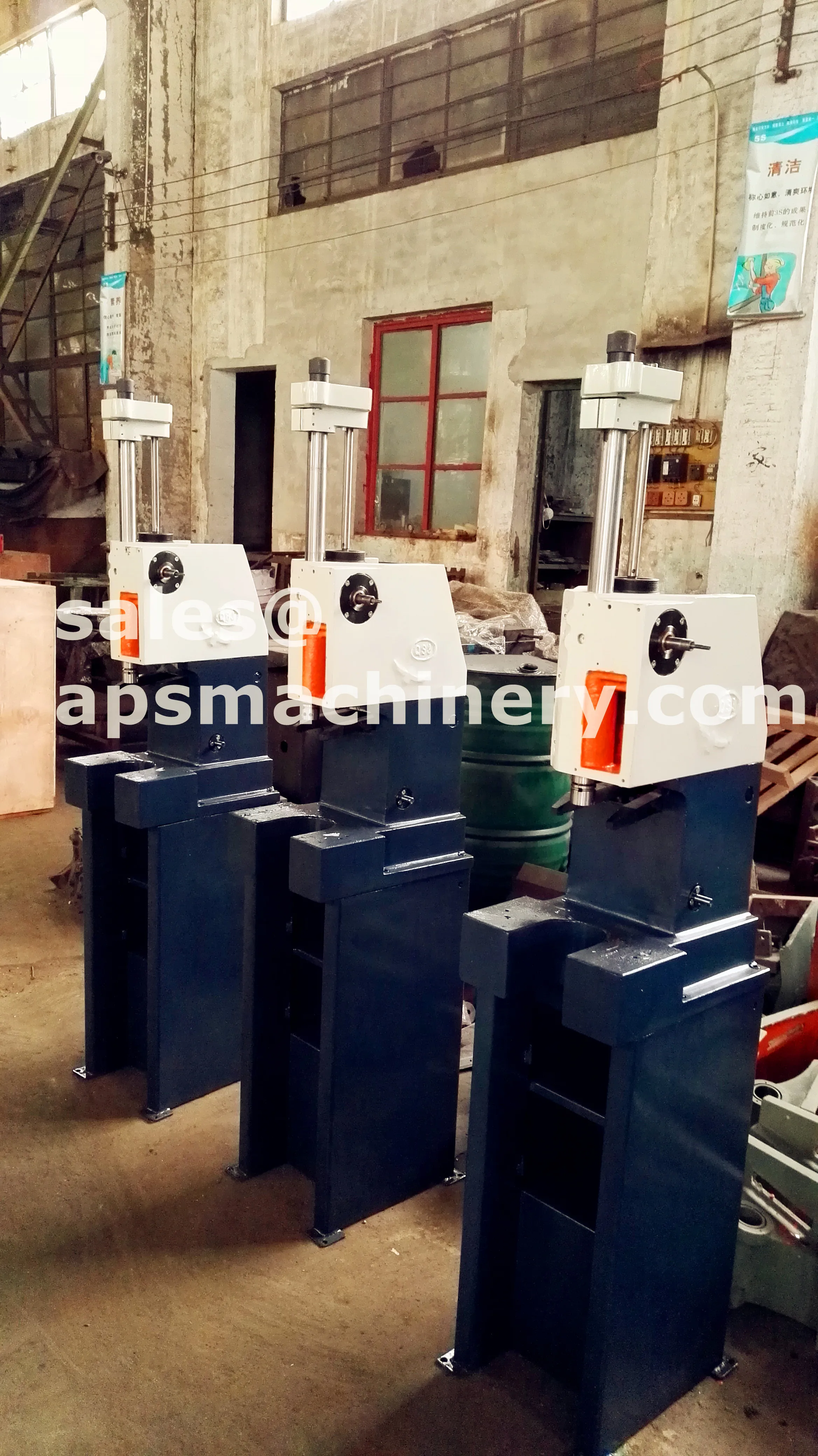 Berco type Portable  Motorcycle Cylinder Boring machine SBM100