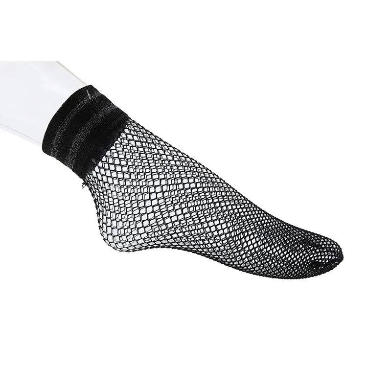 2020 Wholesale Lady Lace Black Socks Lace Fishnet Short Sock For Women