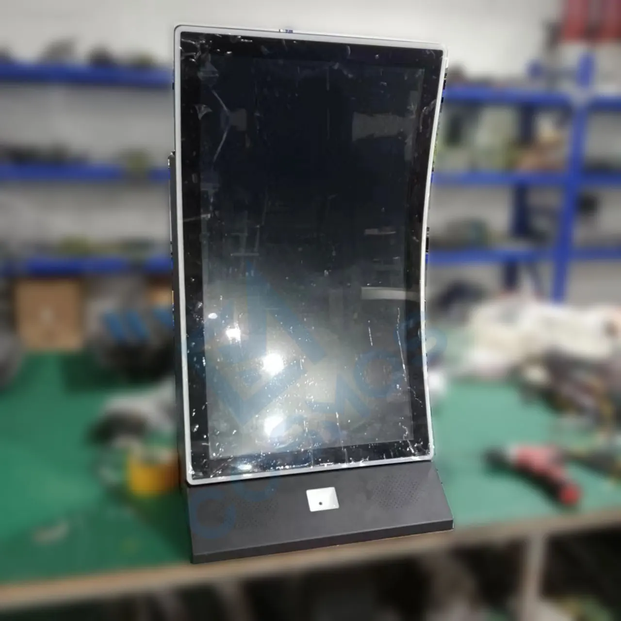 Popular game board option 32 inch vertical C curved touch screen coin operated bartop skill game machine cabinet