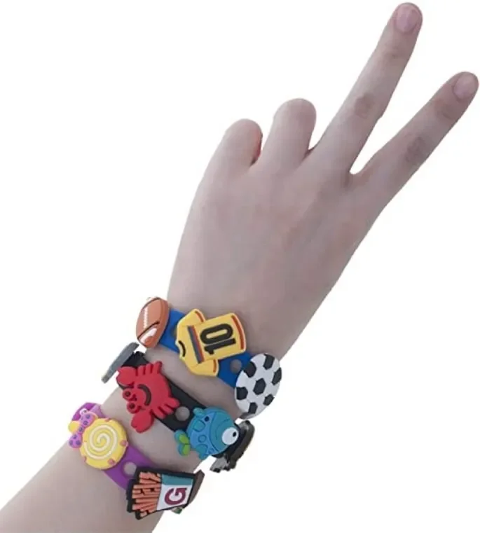 Custom 3D Logo Cartoon Animal Charm Kids Silicon Sport Dinosaur Rubber Fashion Charm Silicone Bracelets With Charm