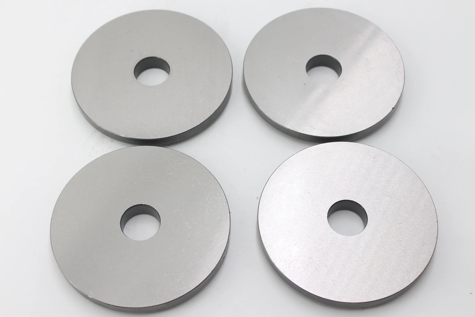 Customized 3mm thickness stainless steel large diameter extra thick flat washer