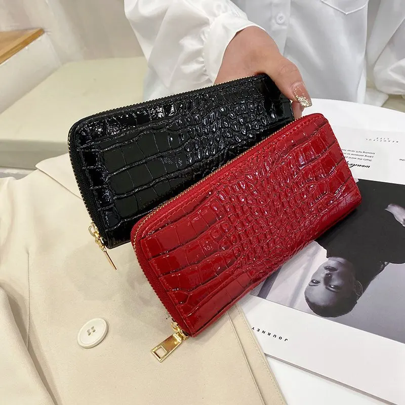 2022 Fashion Crocodile Pattern Multifunction Leather Ladies Clutch Wallet Long Phone Holder Cheap Purse Wallet