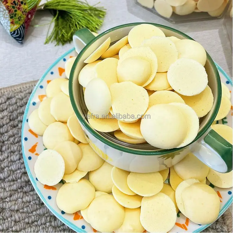 Delicious Snack Milk Fragrant Crispy Fresh Roasted Milk Skin Grassland Dairy Products Flavored Yogurt Flavore milk biscuit