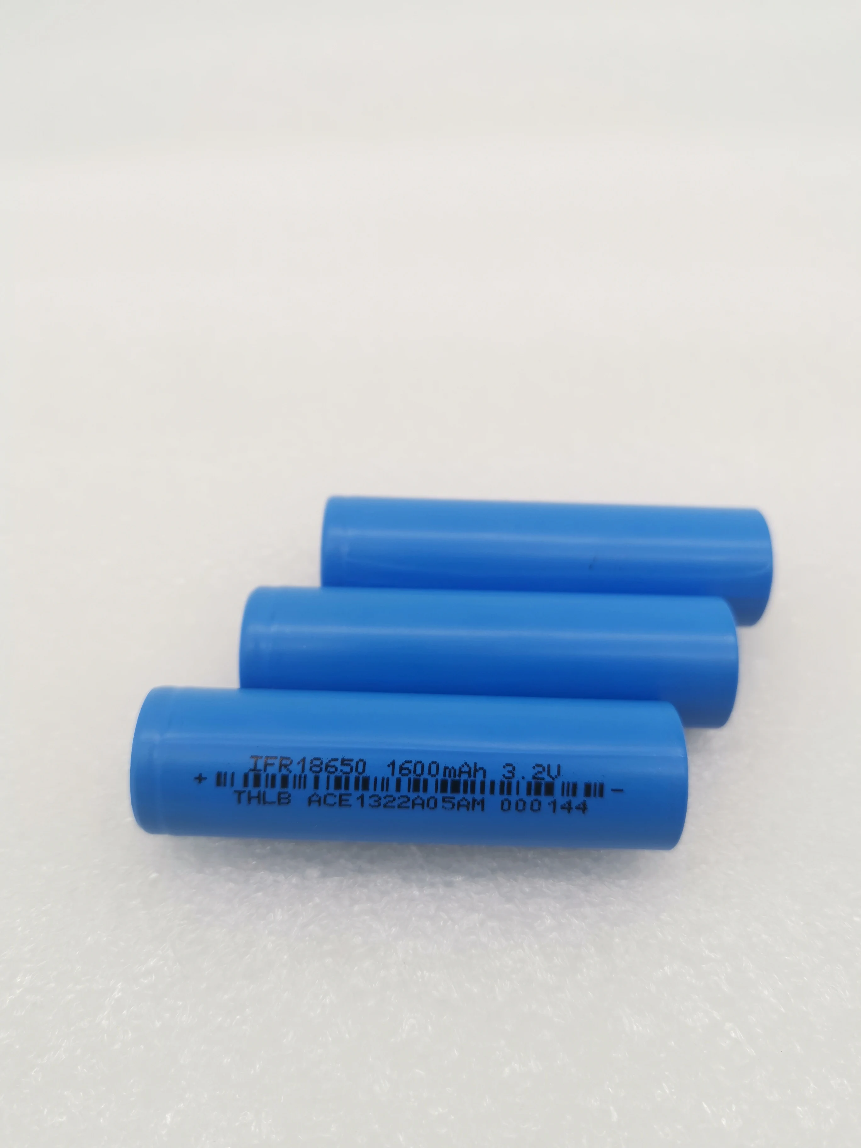 Rechargeable lithium ion battery cell 18650 3.2v 1600mah lifepo4 battery with PCM