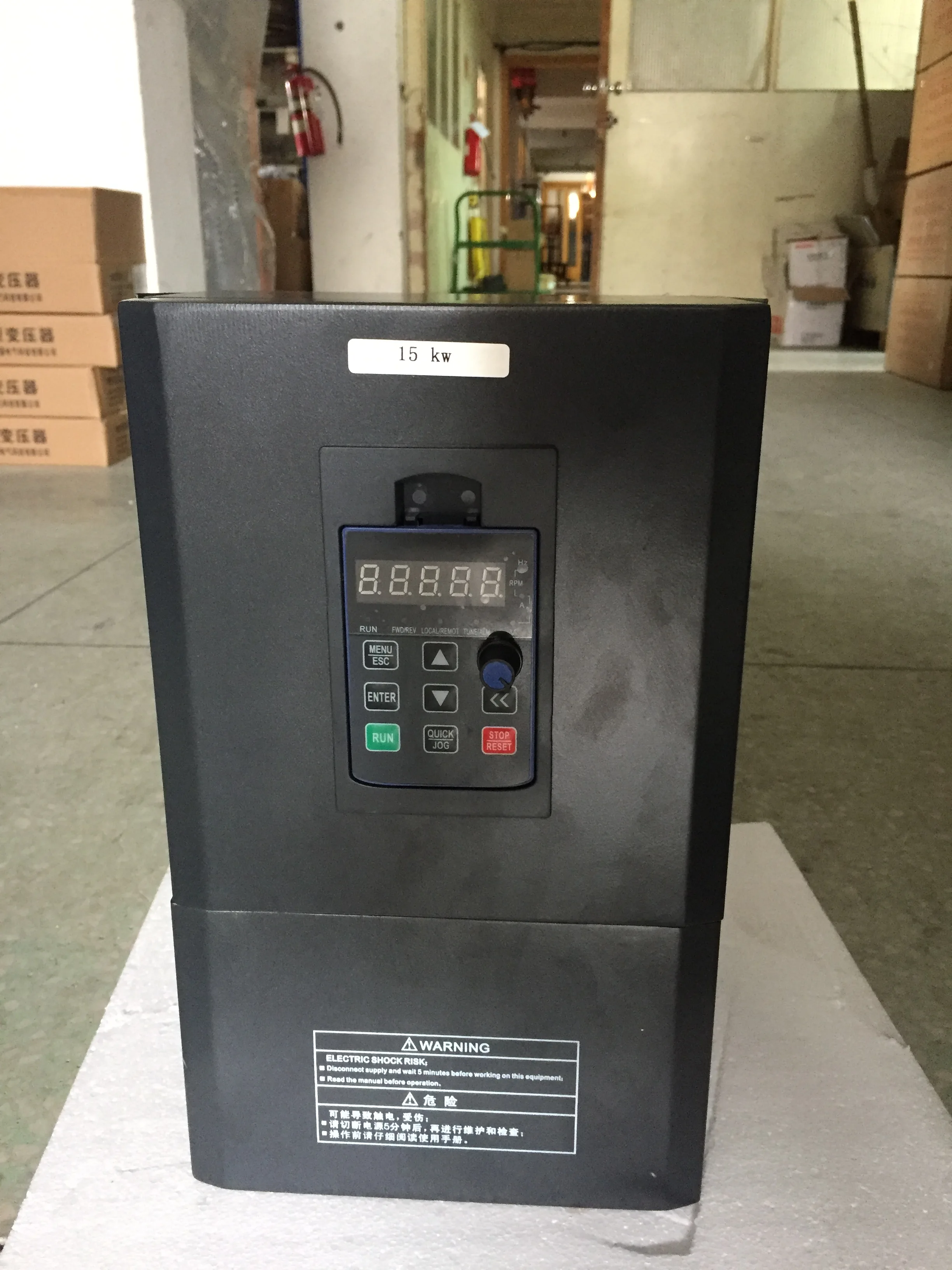solar pump VFD inverter farm irrigation variable frequency drive input DC 310V output three phase AC220V VFD inverter