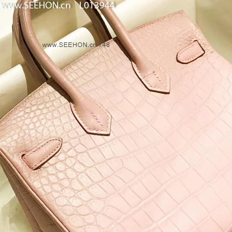 Sturdy material resilient surface crocodile hide chic skin for belts