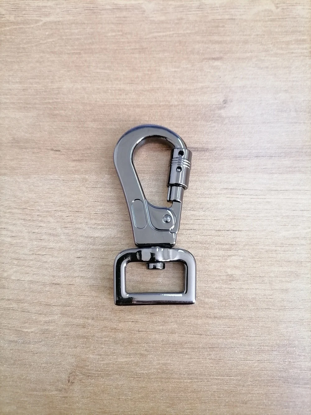 D Shape Metal Black Swivel Snap Hook Climbing Dog Leash Locking Aluminum Clip Swivel Carabiner