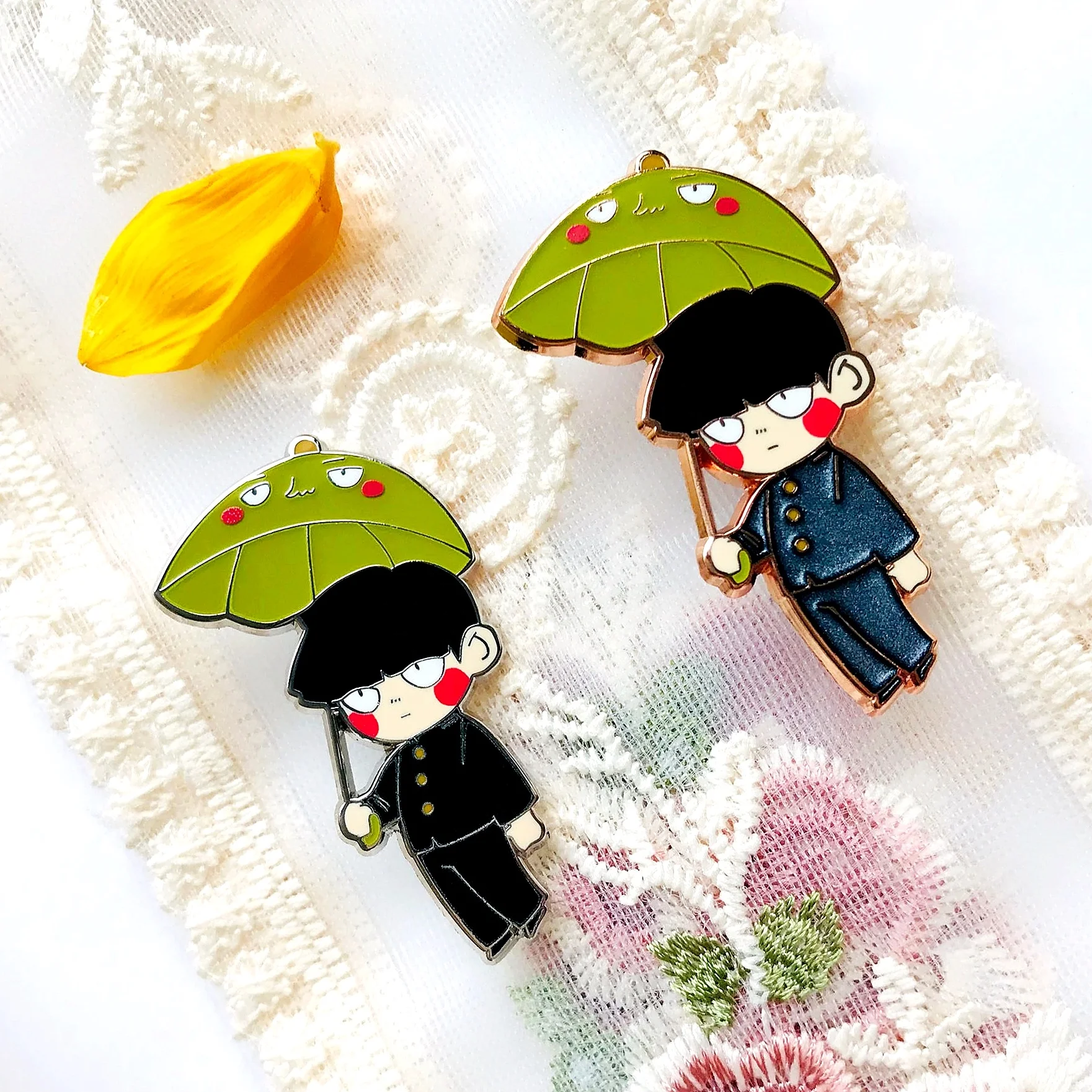 Enamel Pins Manufacturer China Metal Fantasy Chibi Small Cute Demon Slayer Pin Hard Enamel Lapel Anime Pins