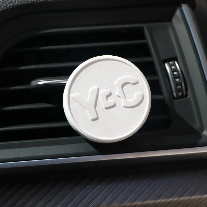 Logo Customized Round Scented Ceramic Car Vent Clip Essential Oil Diffuser Plaster Air Freshener for Toyota
