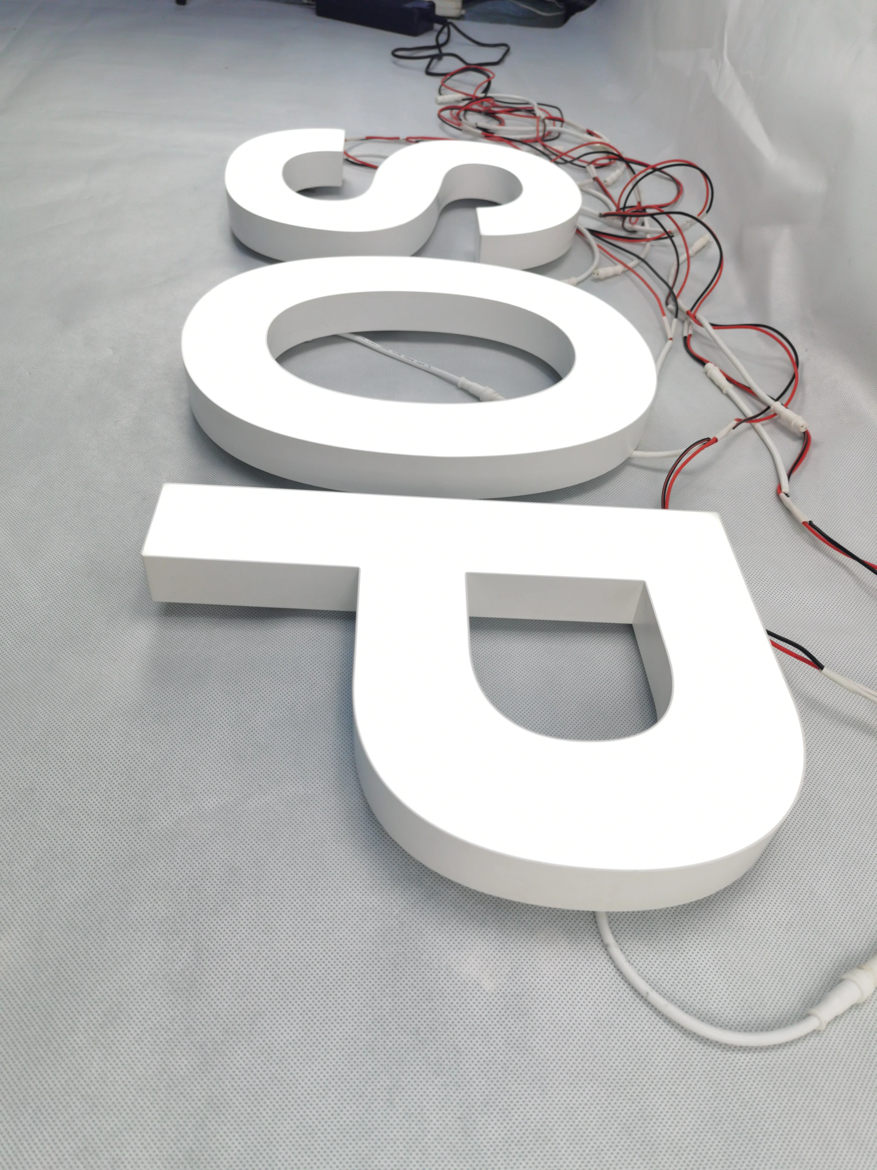 scrolling advertising stand acrylic candy letter