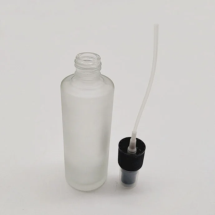 Shan Dong Factory 85Ml  FROSTED L GLASS PERFUME BOTTLE WITH PLASTIC PUMP SPRAYER