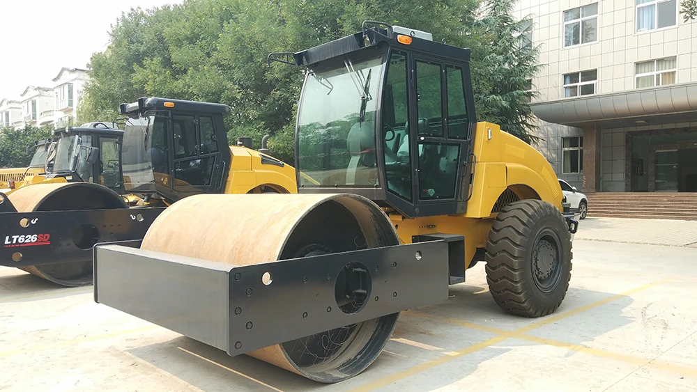 China Top Manufacturer lutong Trash Road Roller LT212 Compactor For Sale