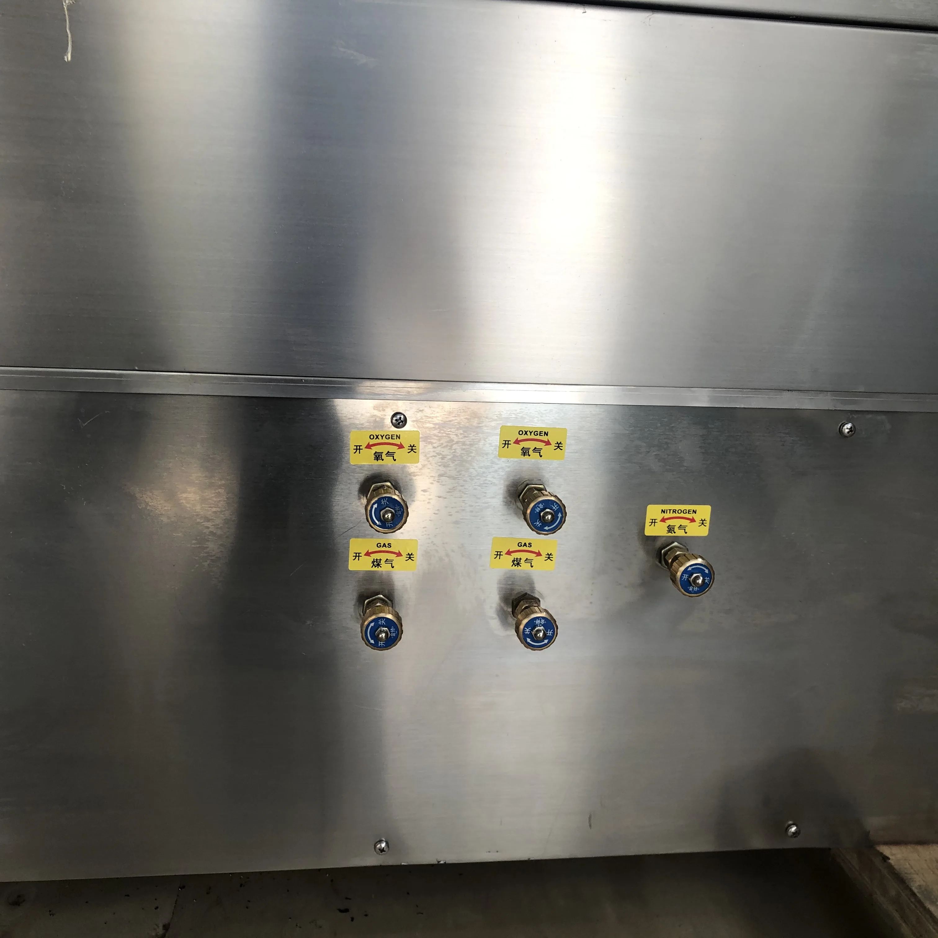 Automatic Ceramic Pump 5ml Liquid Injectable Ampoule Bottles Filling Sealing Machine