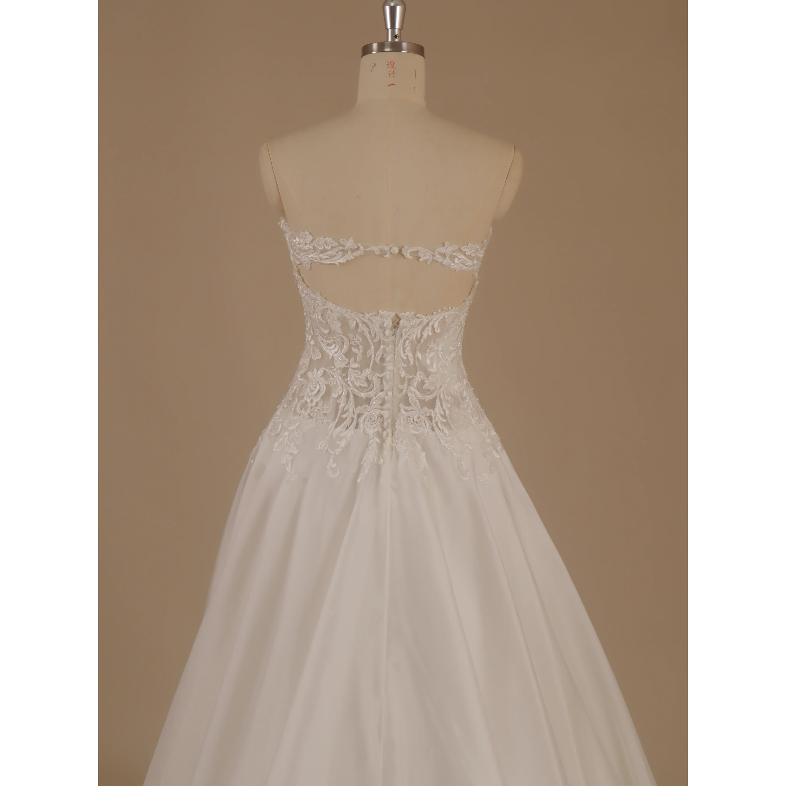 Wholesale charming sequin floral  lace back white fluffy floor length prom ball dress