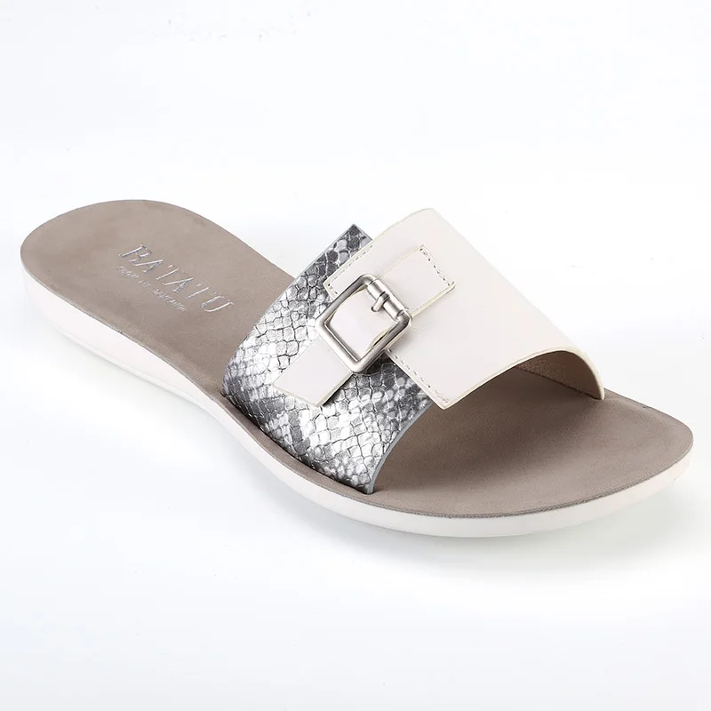 2022 PU Daily Casual  Summer Outdoor Fashion Women Flat Sandals and Slippers For Ladies