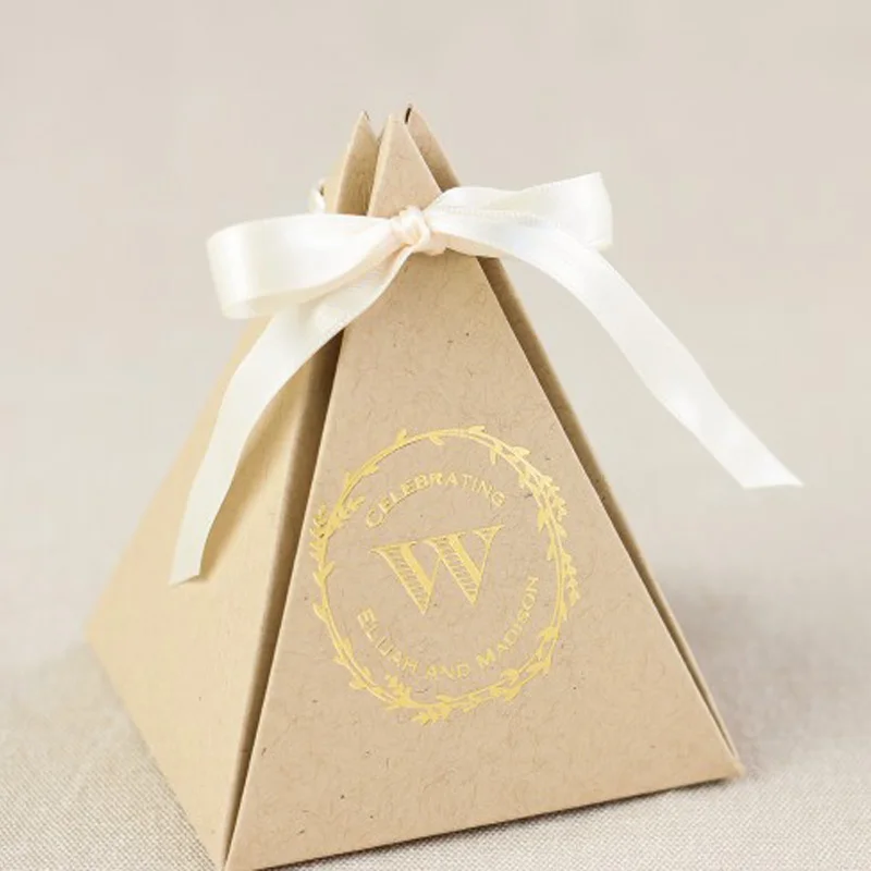Custom Gold Foil Pyramid Wedding Favors Candy Box Baby Shower Chocolate Paper gift Box with Ribbon Packaging Small Boxes