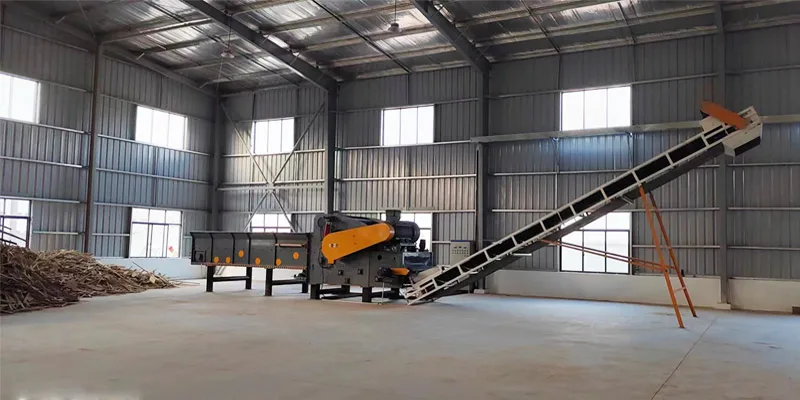 China Factory Direct Sale Stable PLC control wood pallet chipping machinery