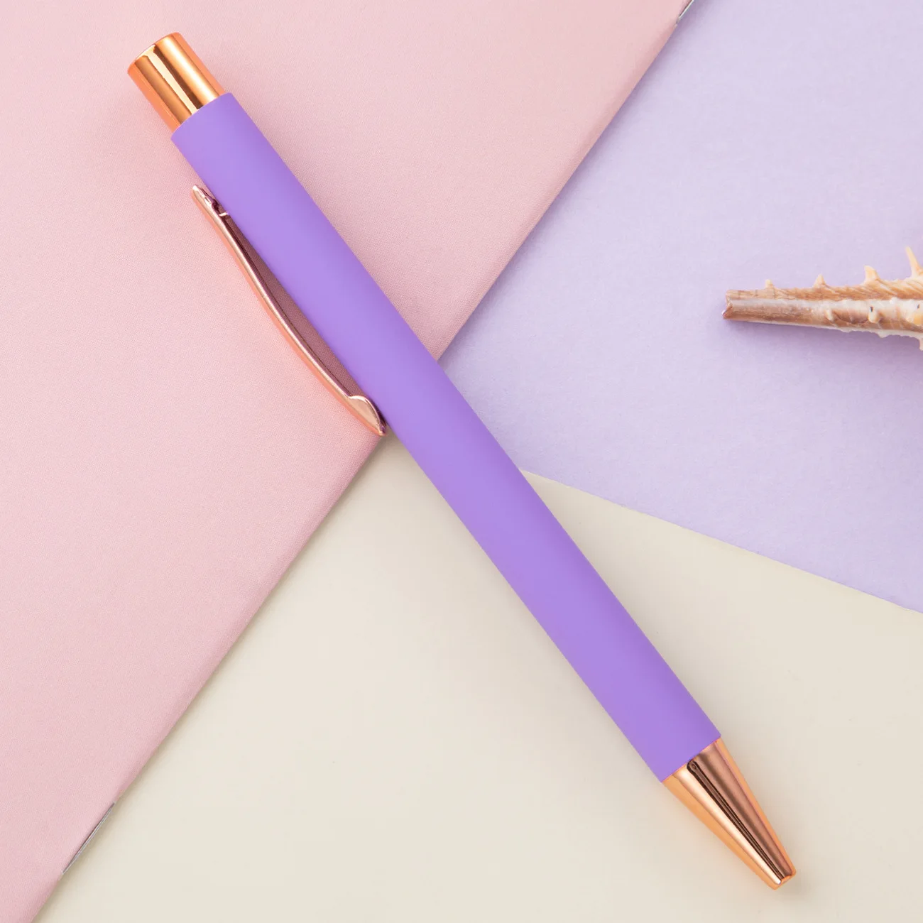 US hot sale Macaron retractable ballpoint pen hotel office student promotional gift pen logo rubber coated metal pens