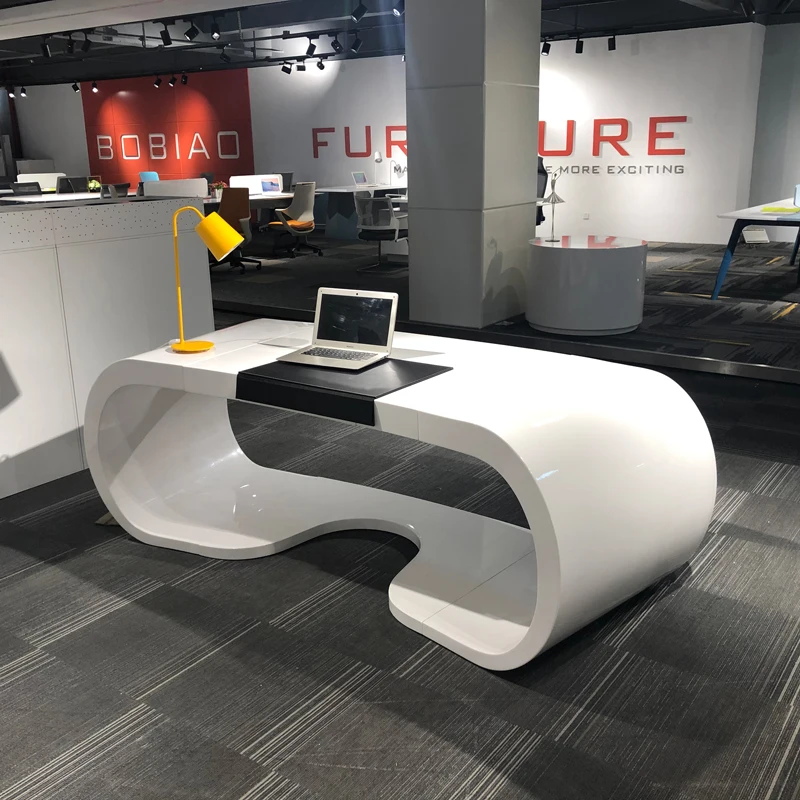 Modern Glossy Executive Office Desks Assembled MDF and Teak Boss Desk with L-Shaped Design for CEO Office or Apartment Use