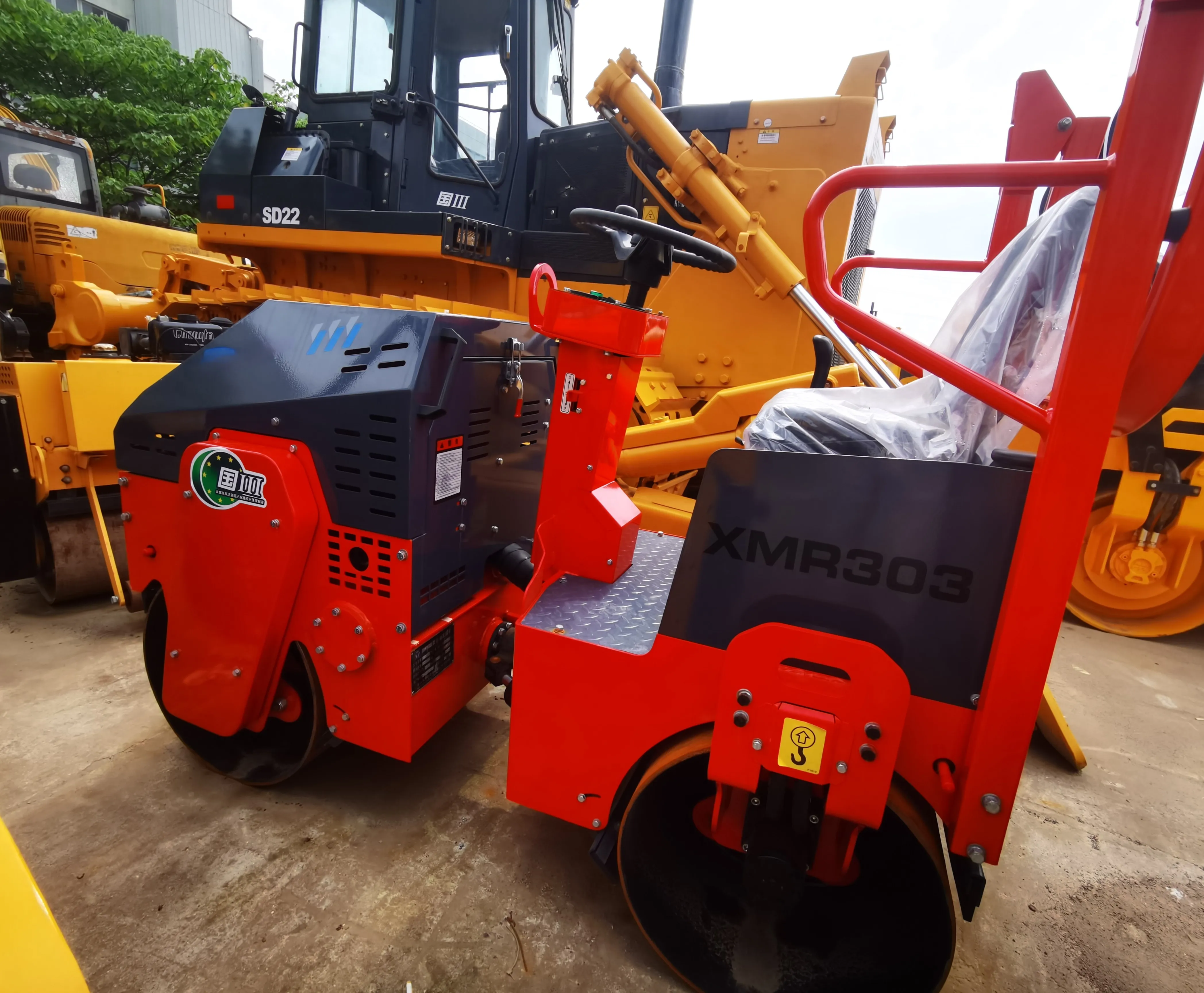Top Mac XMR303 Double Drive Road Roller Convenient Practical Used Convenient Double Drum Roller Core Incl. Engine Pump Motor