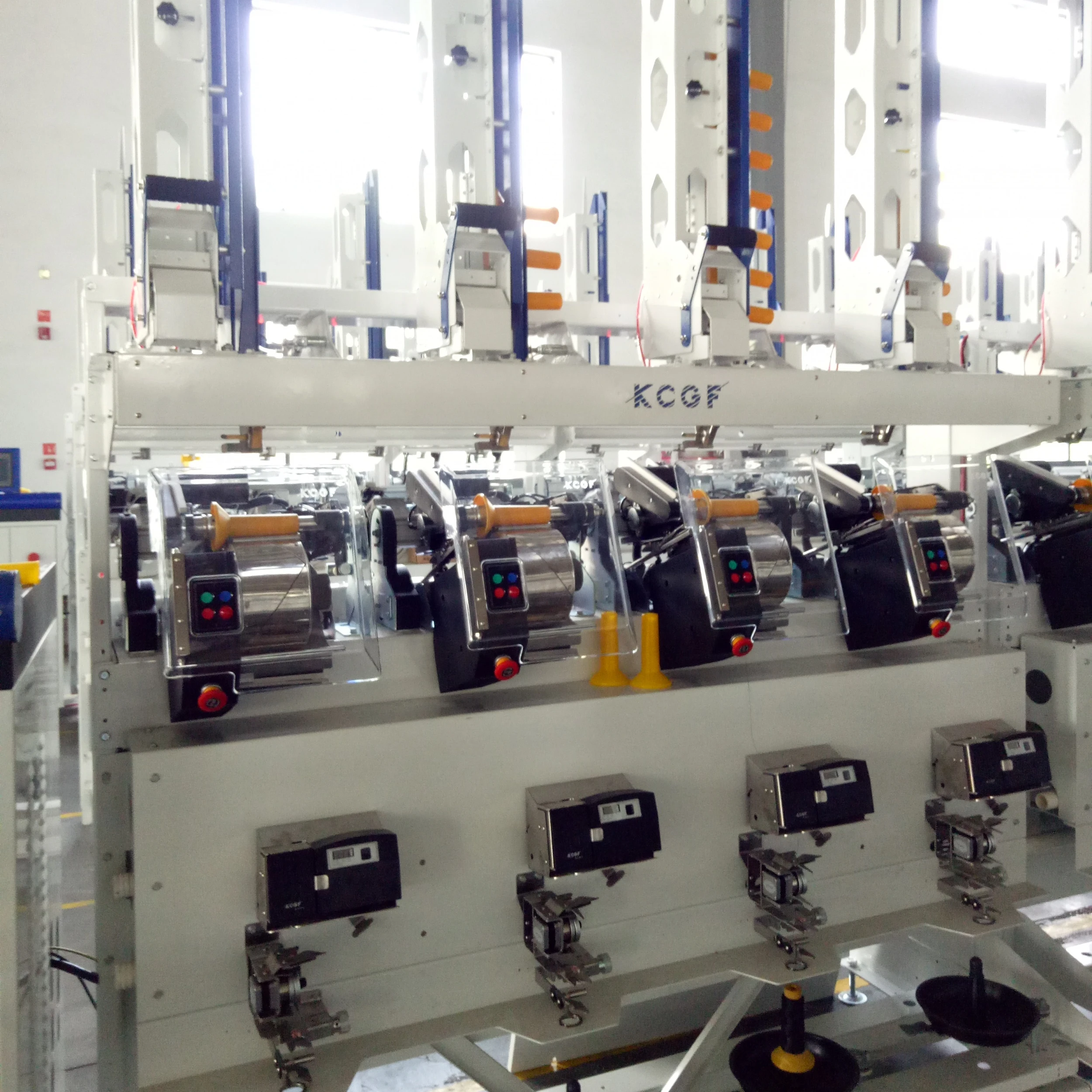 KC522 Automatic bobbin winding machine for sewing thread Hot Product 2022