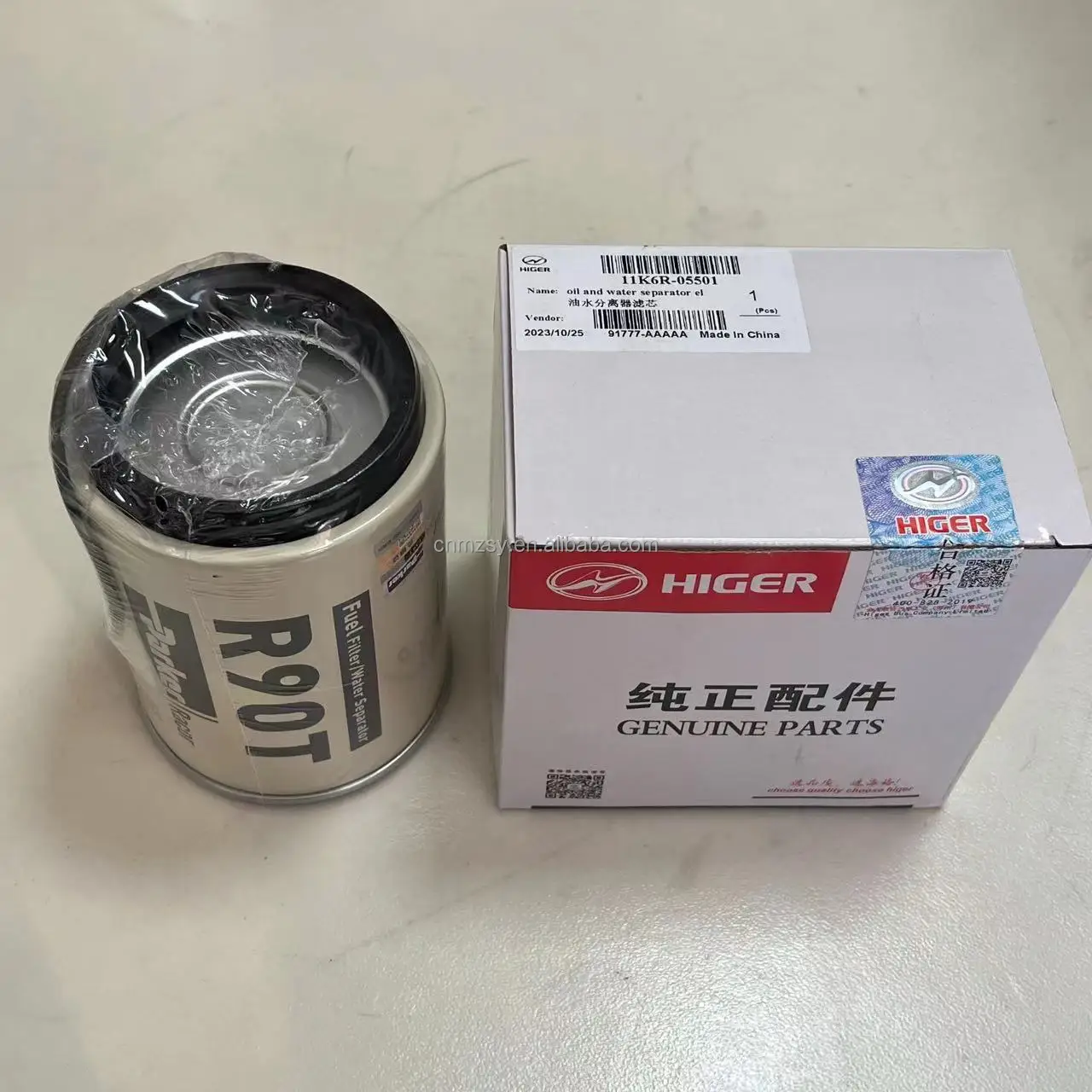 Manufacturer supply diesel engine parts Fuel Water Separator Filter R90t for higer bus