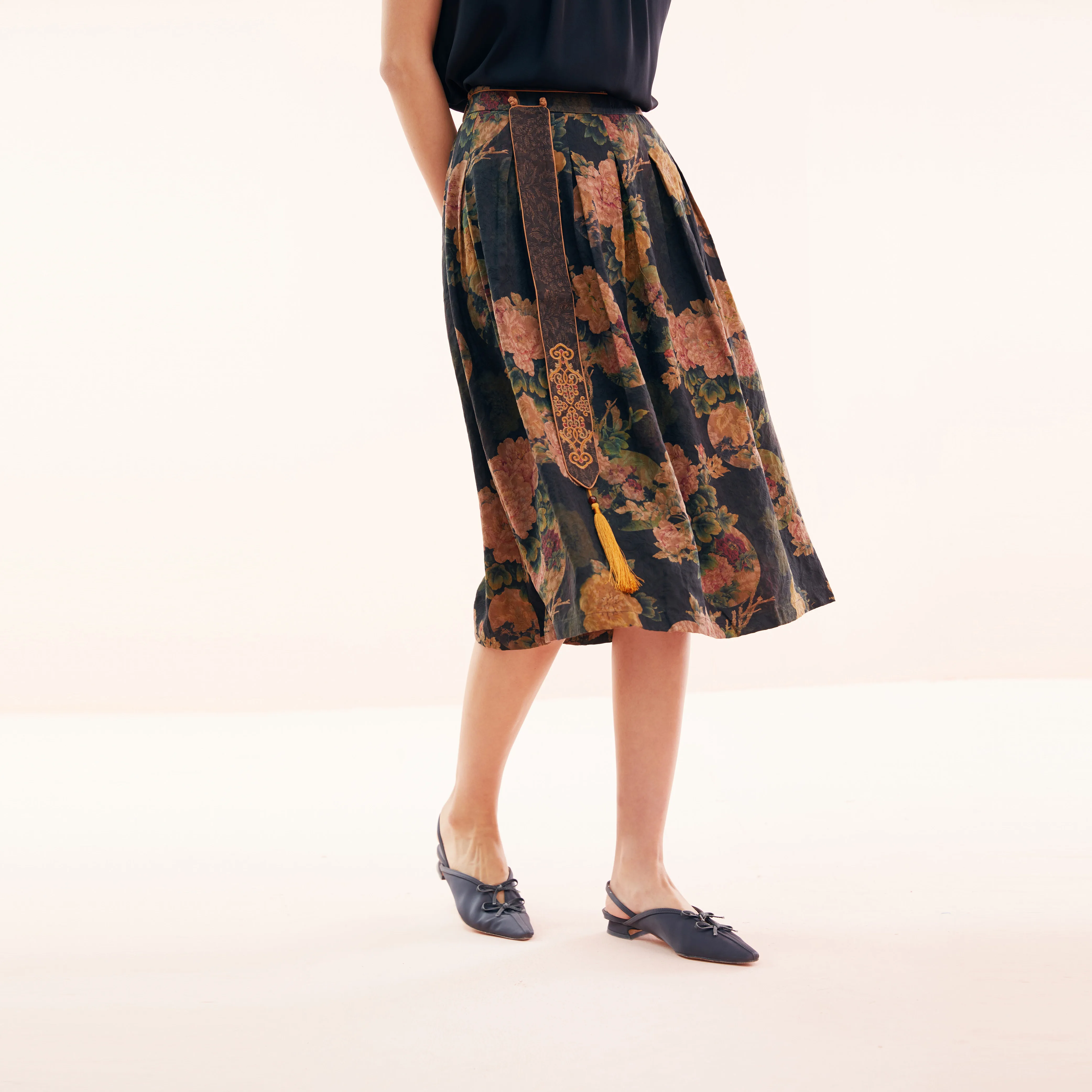 Women Plus Size Pleated Embroidery Silk Jupe Plissee Long Skirts For Women Muslim