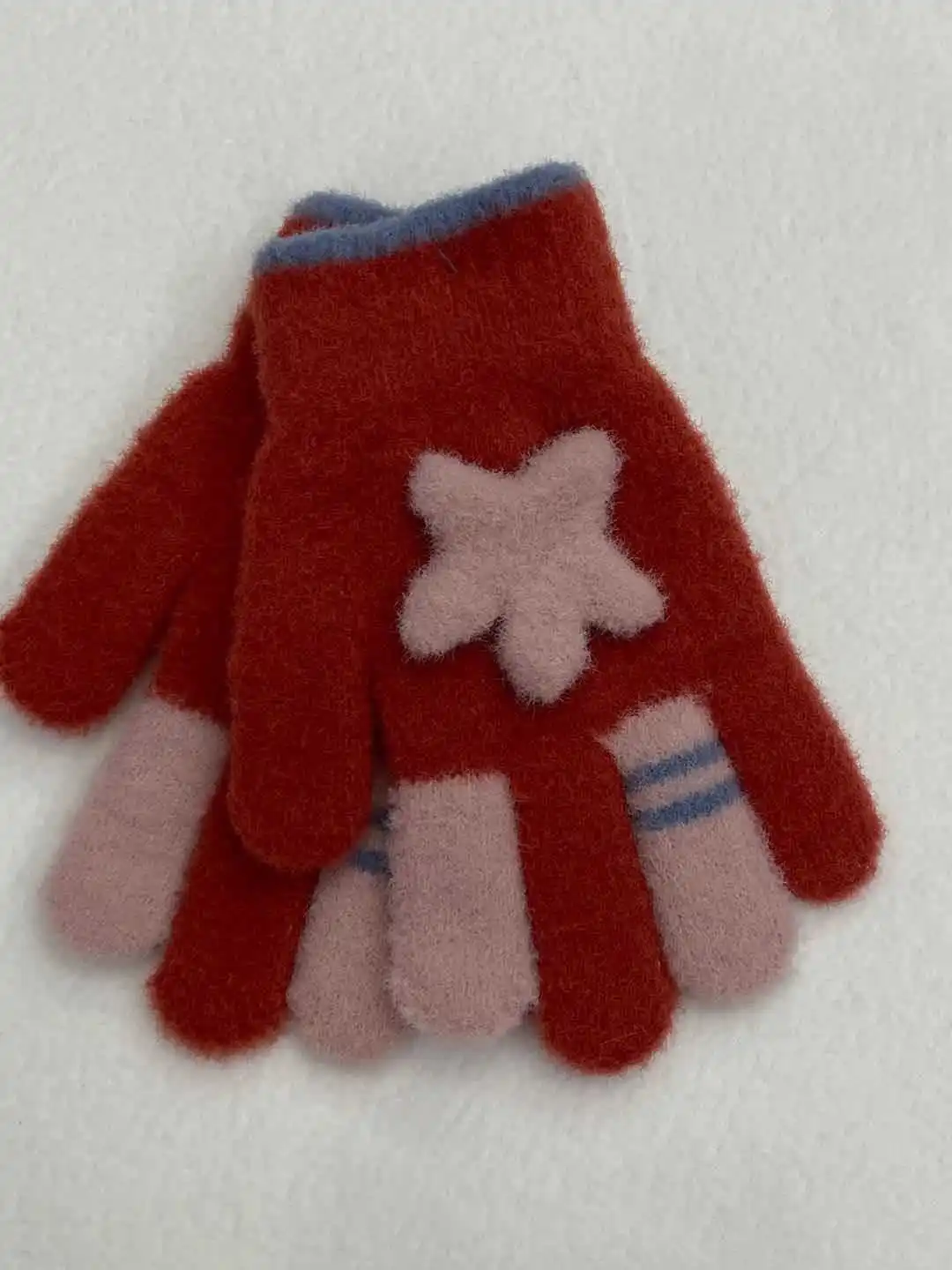 Cute mittens star shape kids gloves factory directly sale woolen boy girls winter gloves Children gloves