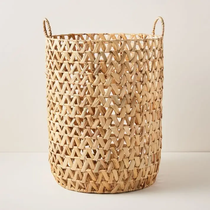 Wholesale Woven Zigzag Water Hyacinth Basket Laundry Basket For Home Plant Pots Decorative Basket For Garden