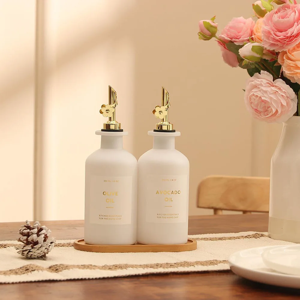 Wholesale Solid Color Kitchen Supplies Household Storage Oil Bottle With Lid Sauce Vinegar Ceramic Olive Oil Bottles