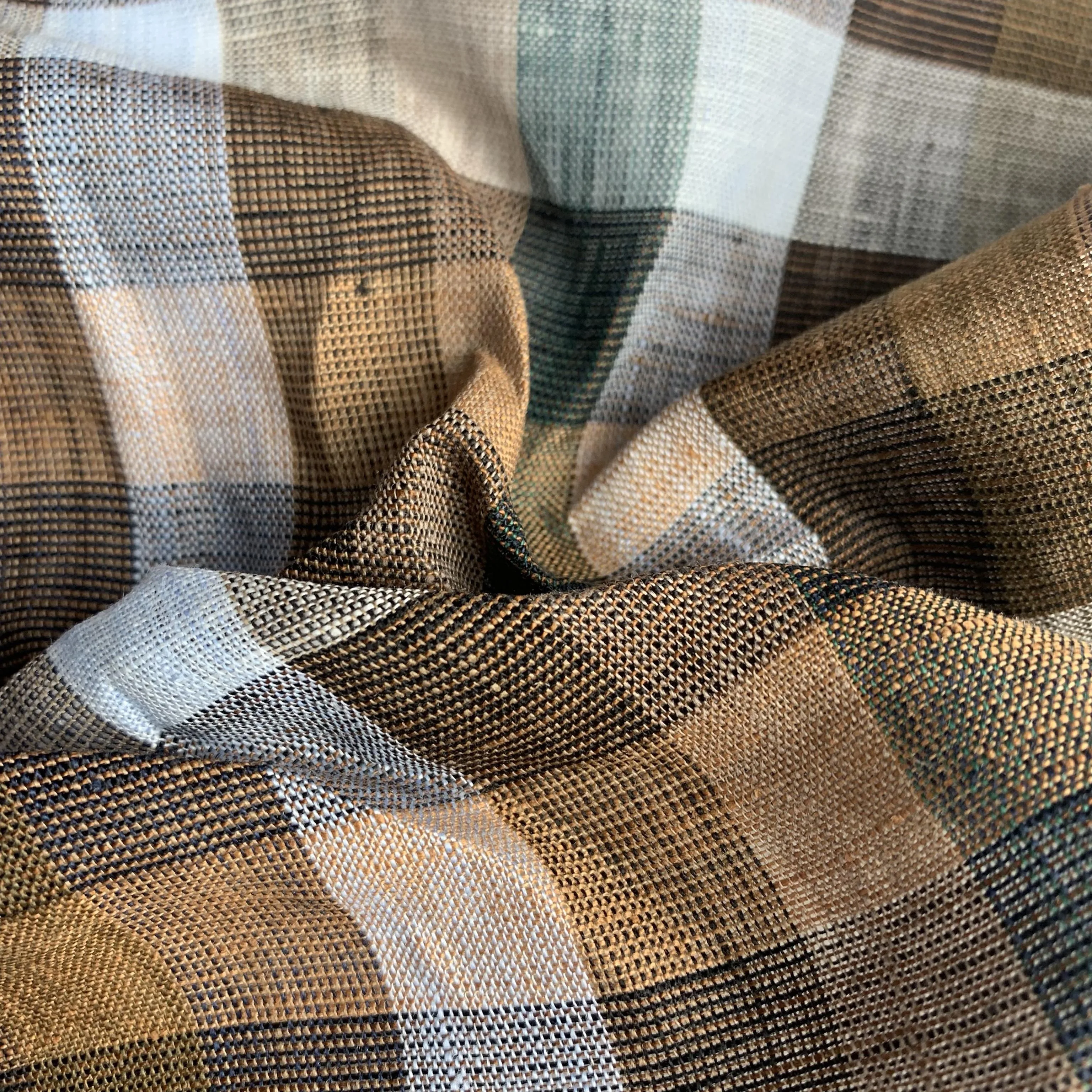 Enzymed stone washed french linen fabric for clothes yarn dyed gingham check 100% linen fabric