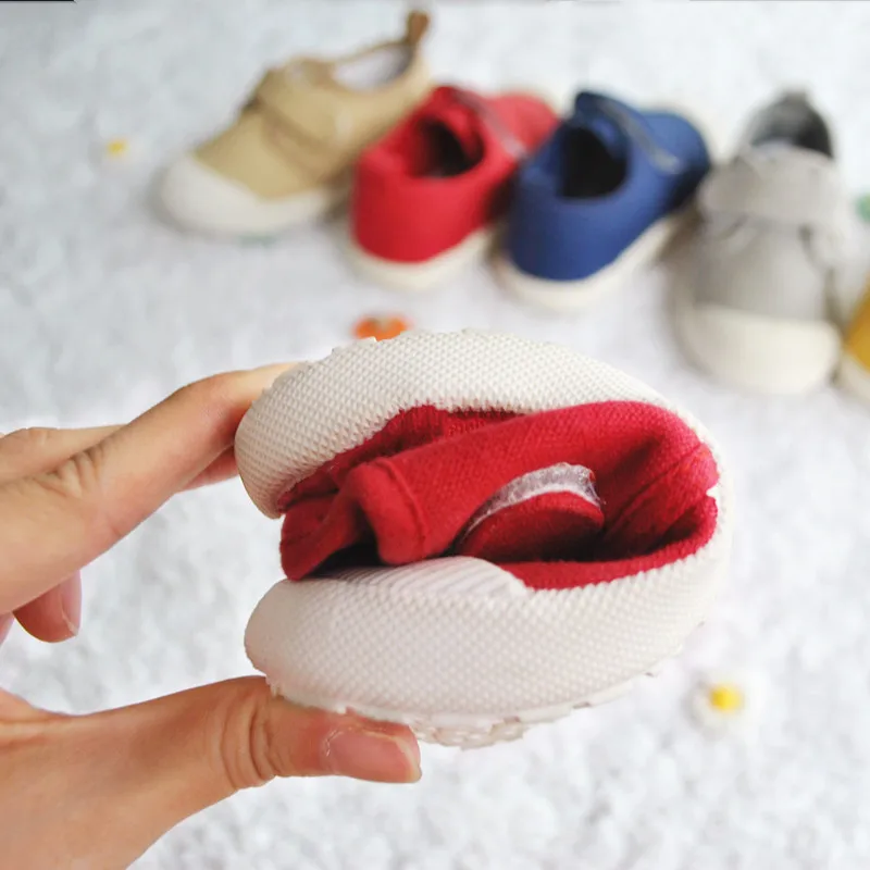 
Wholesale Nice Durable Canvas Shoes for kids Good Quality Comfortable sole children school shoes 