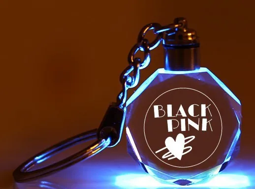 2021 Customized Kpop Bts Blackpink Got7 Exo Keychains Led Crystal Pendant Keychain