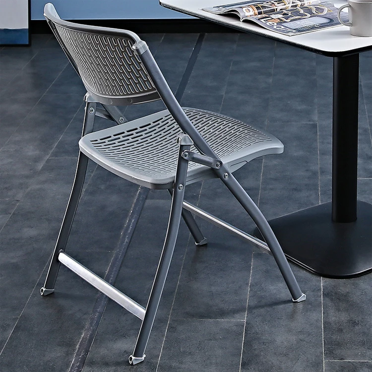 Outdoor Hotel Garden Party Banquet Events White Metal Plastic Stackable Folding Dinning Chairs