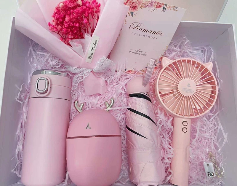 Wedding return reception souvenirs gift items indian for muslims guests gifts thermo cup umbrella towel wedding reception gifts