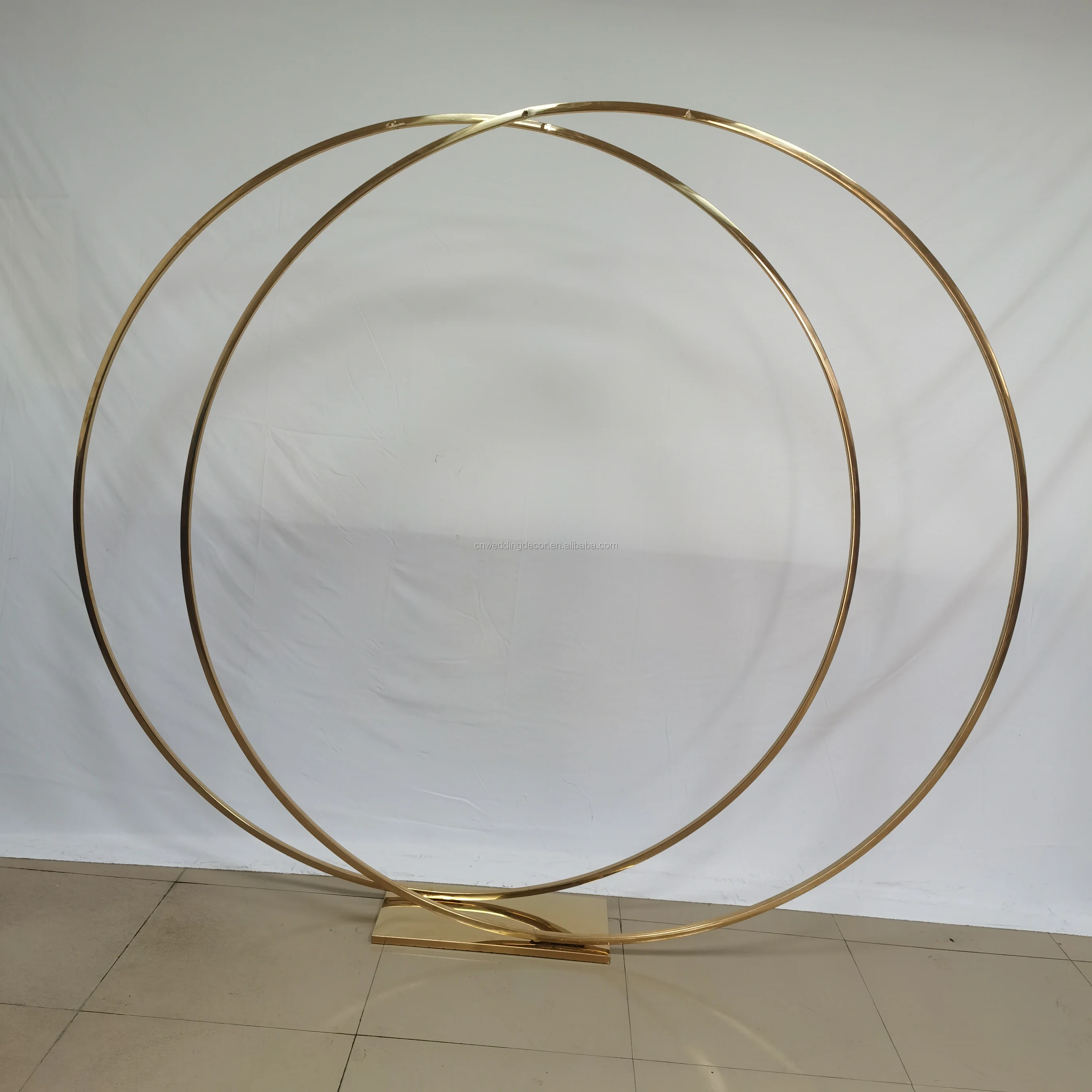 
Ceremony Decoration Gold Geometric Metal Frame Round Backdrop Floral Wedding Arch Stand 