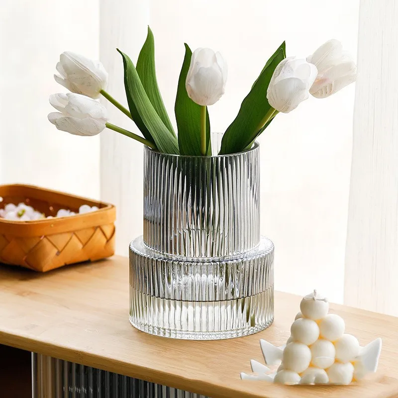 New Arrival Nordic Style Glass Vase High Quality Vintage Flower Decoration Table Vase for Home Decoration