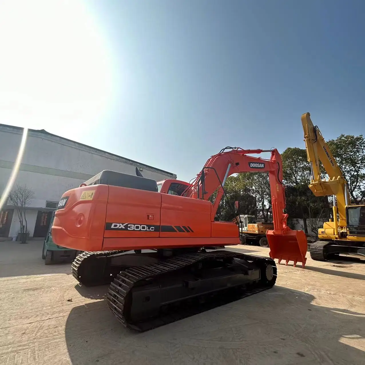 construction equipment heavy machines second-hand excavator DX225 With Excellent Quality