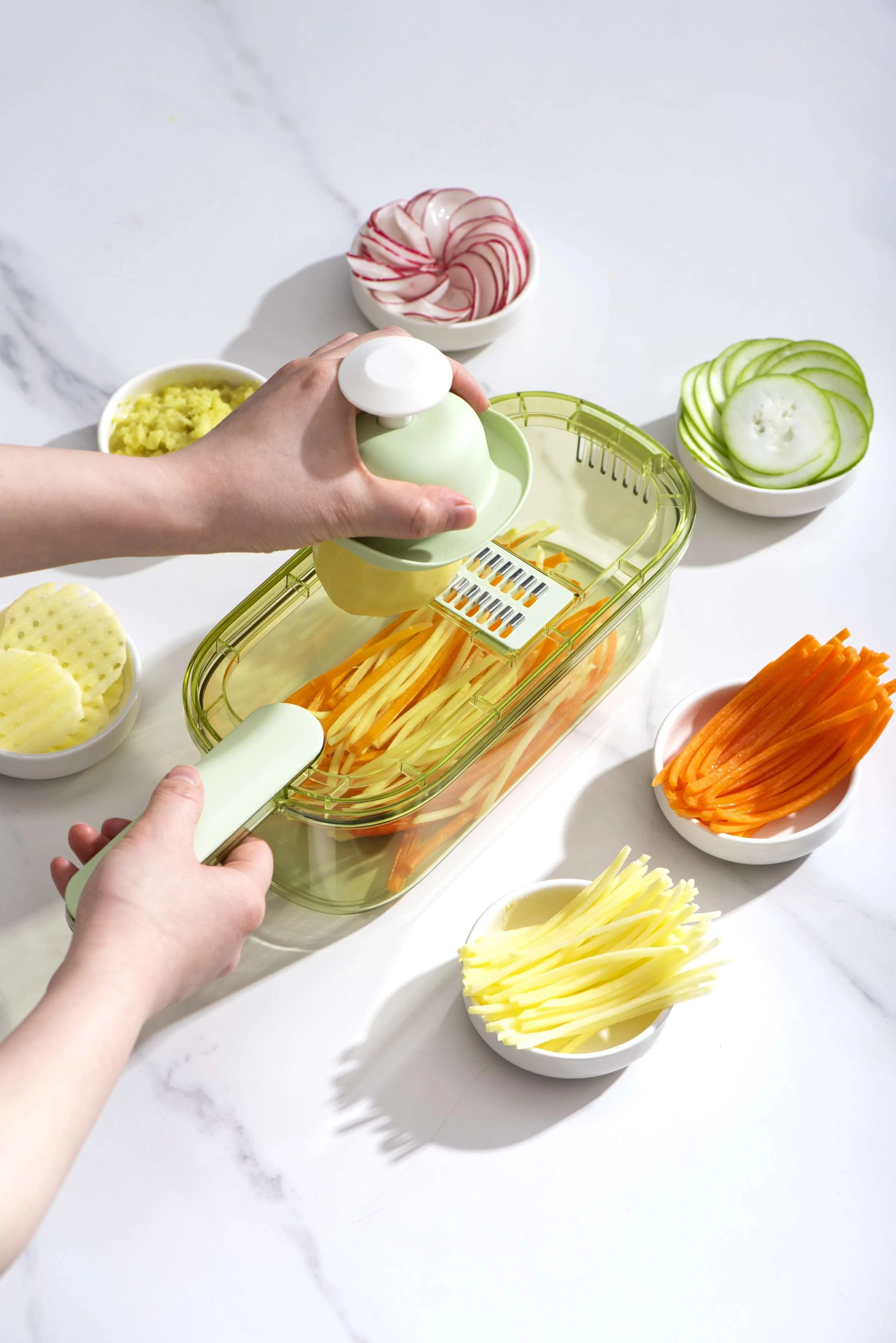 hot selling 6 in 1 multi purpose fruit and vegetable cutter slicer manual shredder chopper grater with strainer bowl set