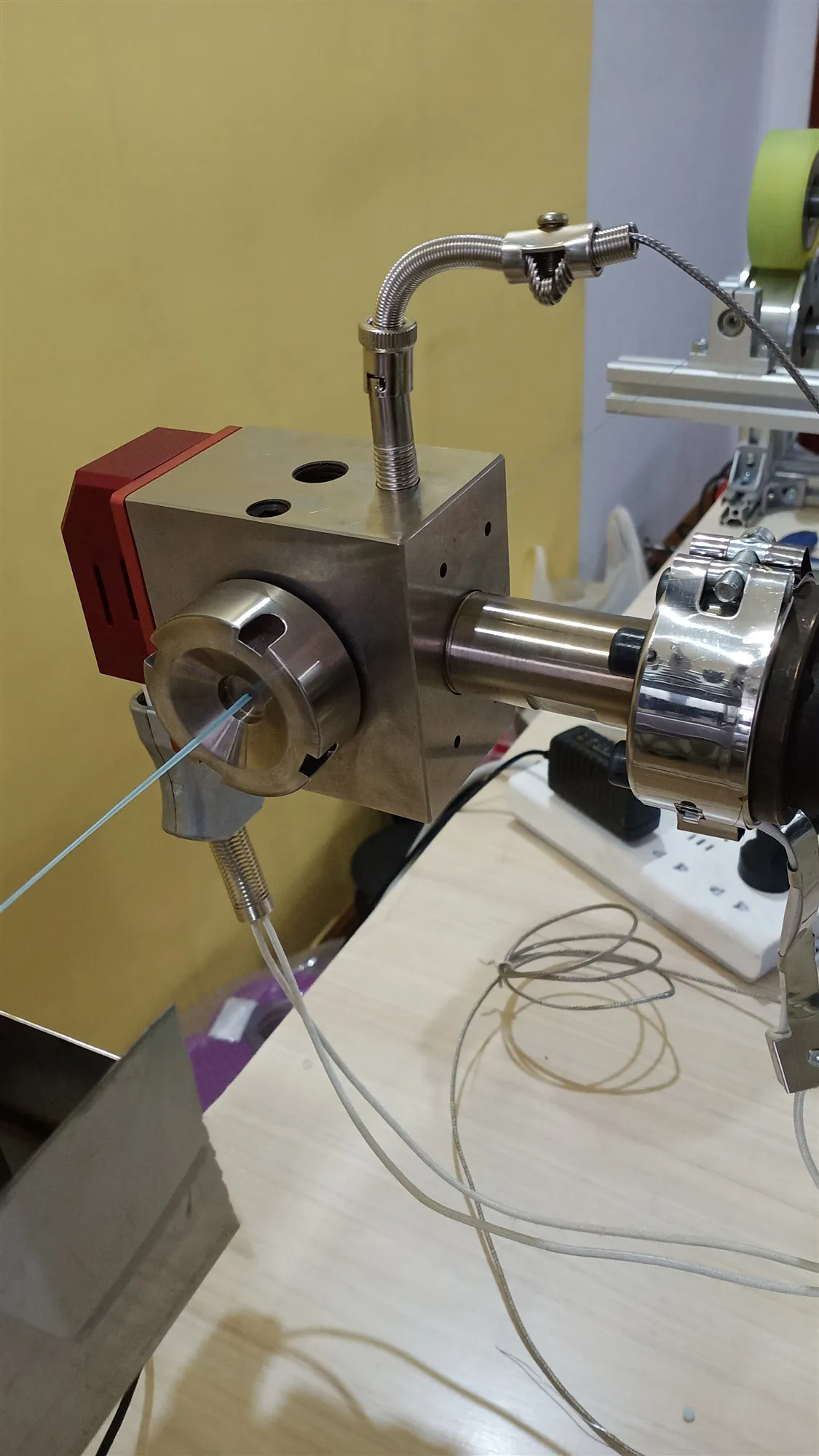 small electric cables extrusion production line desktop laboratory use extruder deskscale machine