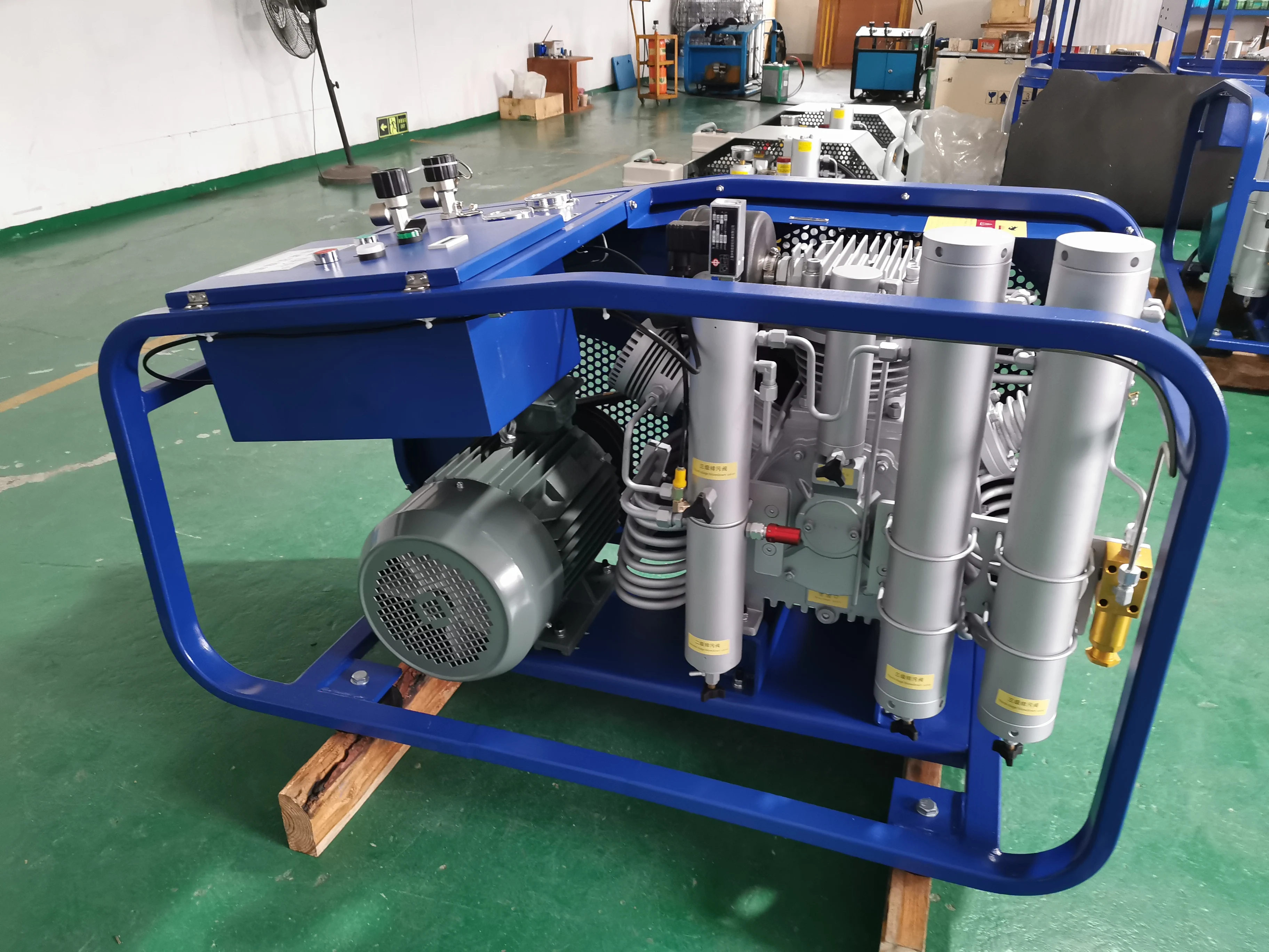 High Performance 300L/min 4500psi  30Mpa Air compressor machine for filling breathing cylinder