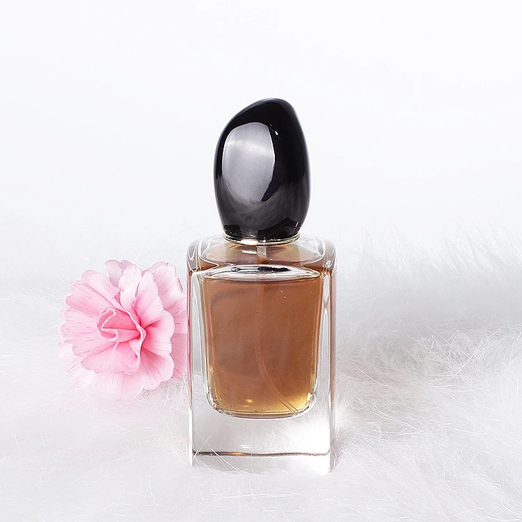 New design perfume bottle 30ml 50ml 100ml luxury empty transparent thickened square sprayer perfume glass bottle