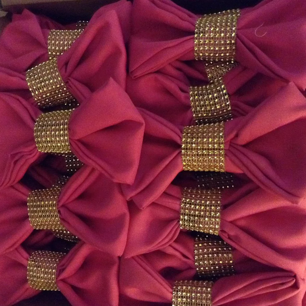 Table Golden Napkin Rings Crystal Rhinestone Mesh Napkin Holder Rings Buckles for Weddings