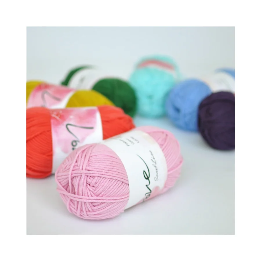 Yarn Crafts Fall and Winter Scarf Hat Clothes with Coarse Wool Yarn