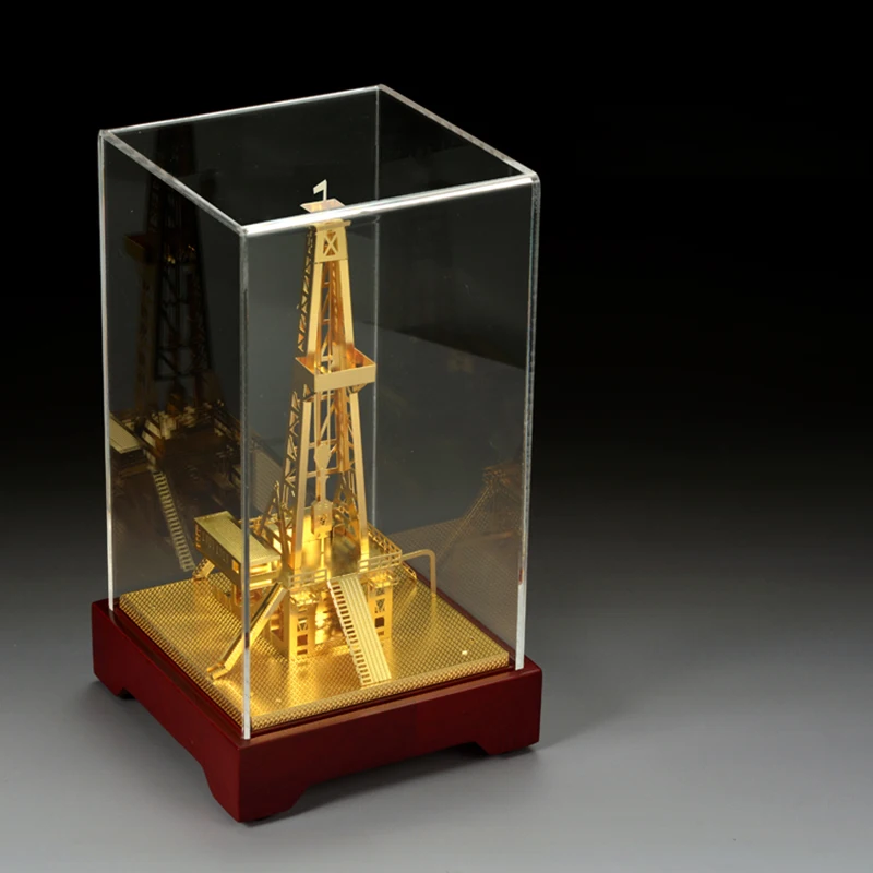 Оптовая продажа от поставщика пресс-форма для масляной вышки с акриловой коробкой пыли бизнес-подарок