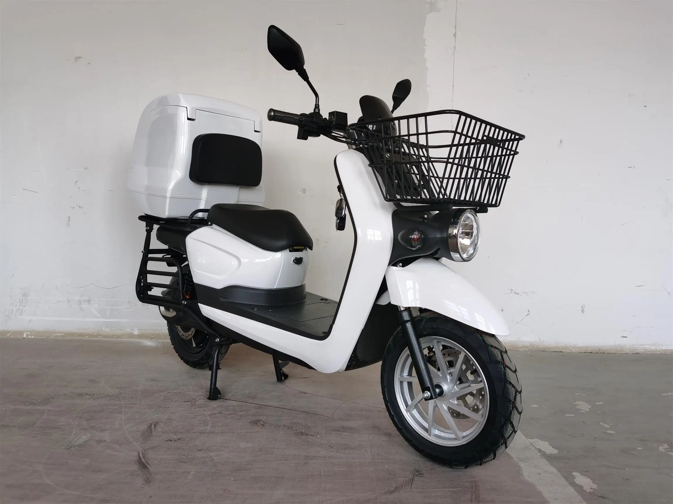 1500w 2000w Brushless Motor E Electric Powered Bike Moped Scooter with Rear Food Truck